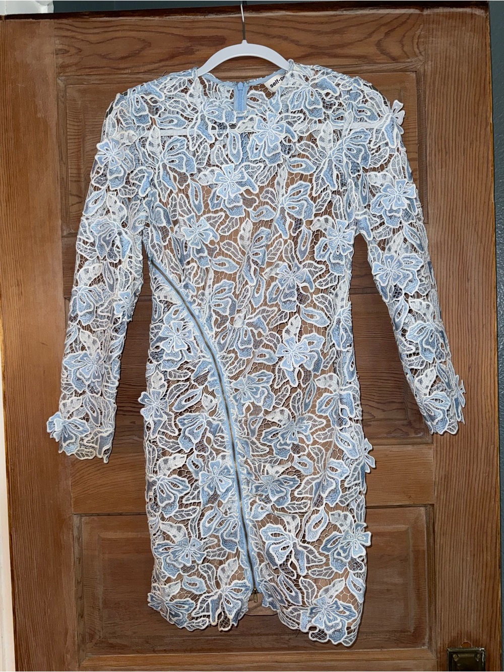 Self-Portrait Lily 3D Mini Dress
Worn once | UK 8/US 4 - Picture 4 of 10